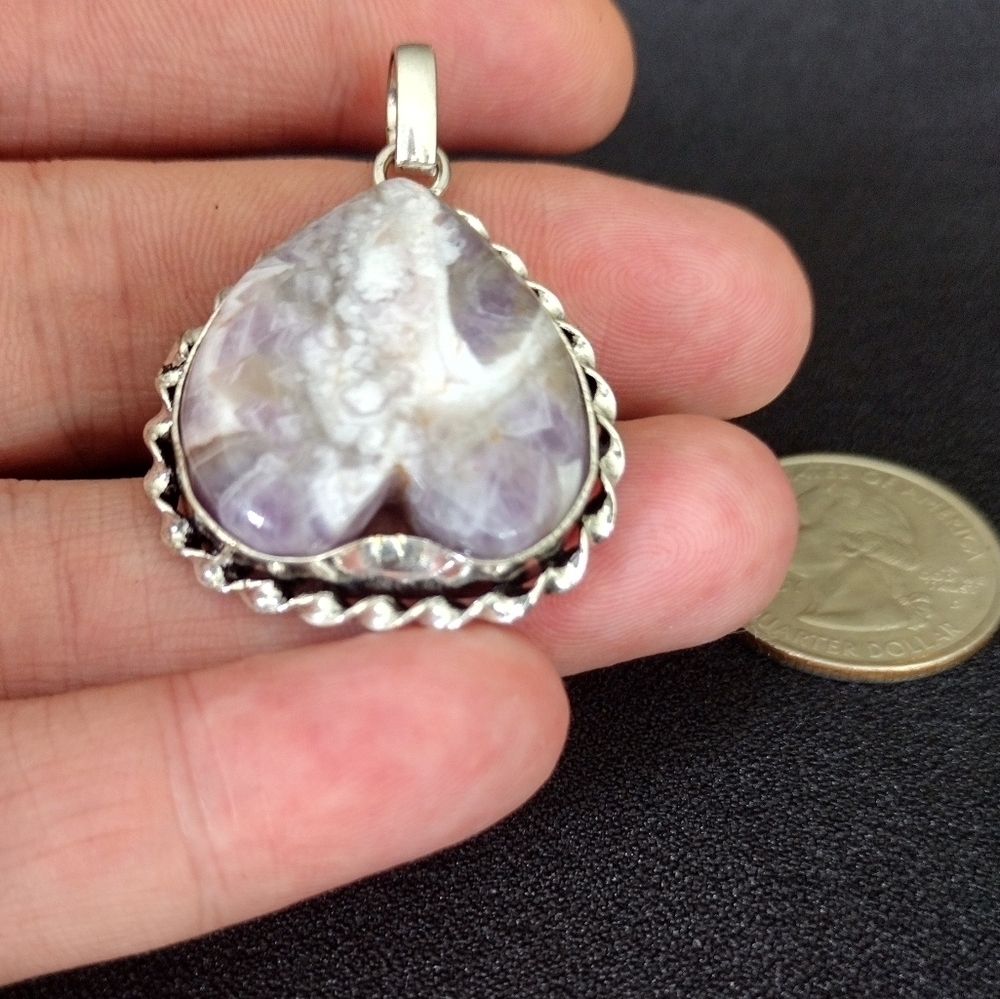 Silver And Stone Heart Pendant - Picture 6 of 9